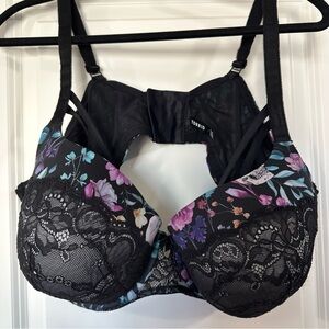 NWOT Torrid 46DD Black Floral Lace Bra with Skulls